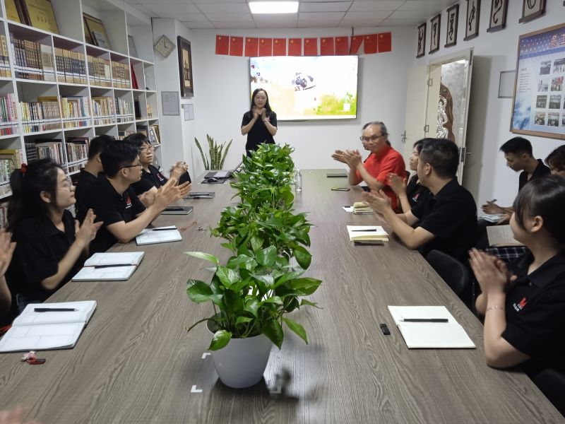 图片关键词